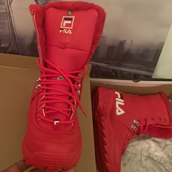 Fila Red Disruptor High Top Boot🥳❌ - Picture 3 of 8